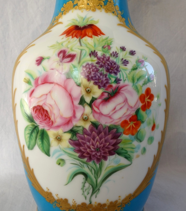 Tall ornamental porcelain vase in the taste of Sèvres, Napoléon III period