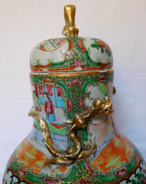 Fine Canton porcelain vase / potiche, China, 19th century - 47cm