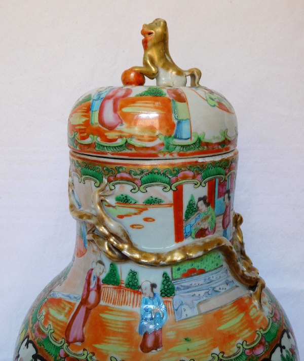 Fine Canton porcelain vase / potiche, China, 19th century - 47cm