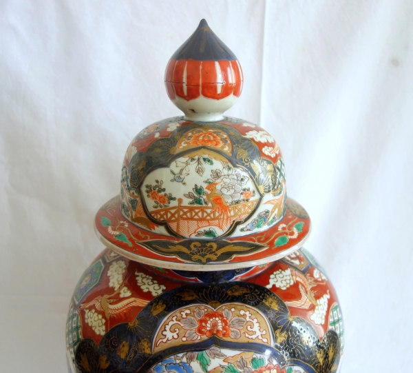 Grande potiche en porcelaine Imari, Japon, époque XIXe siècle - 48cm