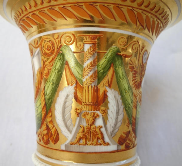Paire de cache-pots d'époque Restauration en porcelaine attr. à Schoelcher - vers 1820
