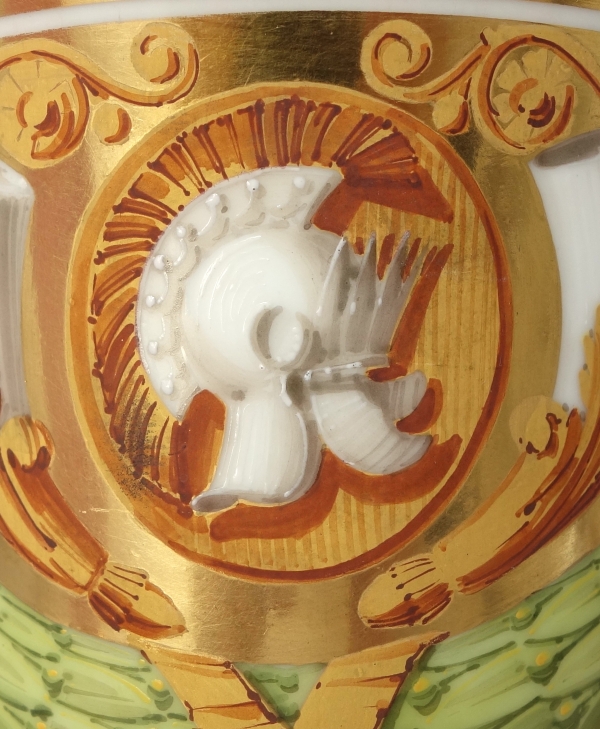 Paire de cache-pots d'époque Restauration en porcelaine attr. à Schoelcher - vers 1820