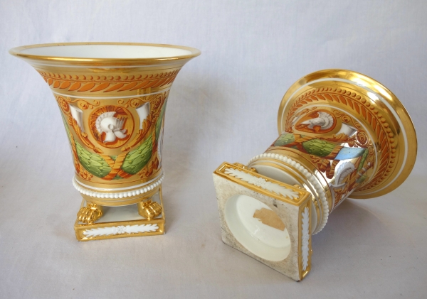 Paire de cache-pots d'époque Restauration en porcelaine attr. à Schoelcher - vers 1820