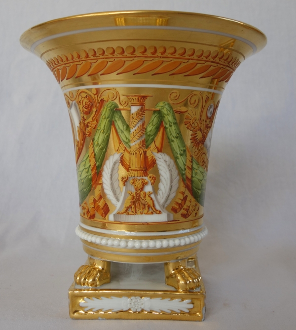 Paire de cache-pots d'époque Restauration en porcelaine attr. à Schoelcher - vers 1820