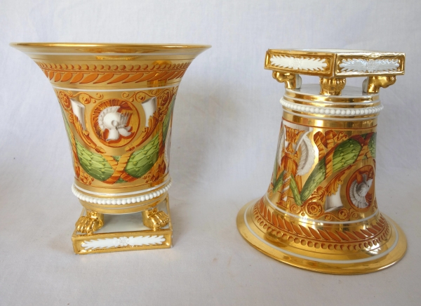 Paire de cache-pots d'époque Restauration en porcelaine attr. à Schoelcher - vers 1820