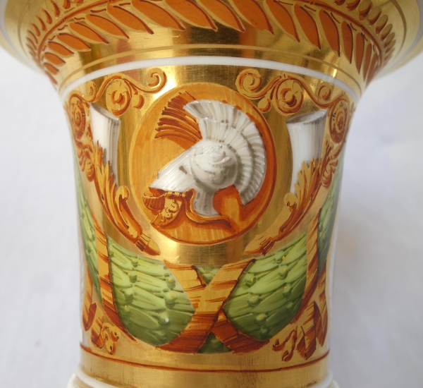 Paire de cache-pots d'époque Restauration en porcelaine attr. à Schoelcher - vers 1820