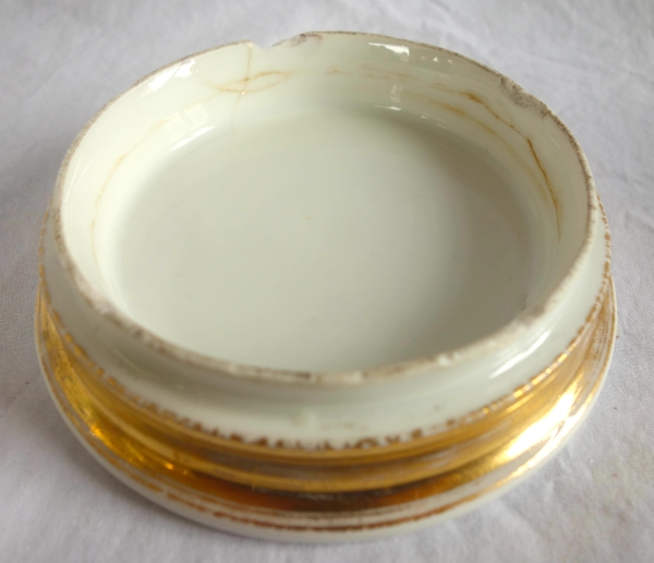 Pair of Paris porcelain planters, early 19th century circa 1840