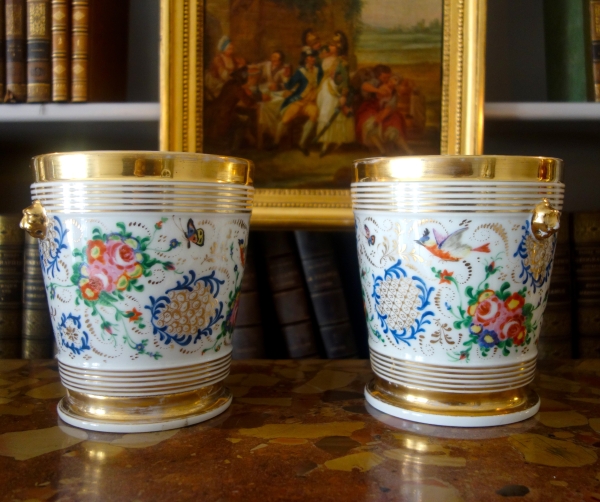 Pair of Paris porcelain planters, early 19th century circa 1840