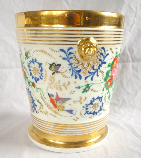 Pair of Paris porcelain planters, early 19th century circa 1840