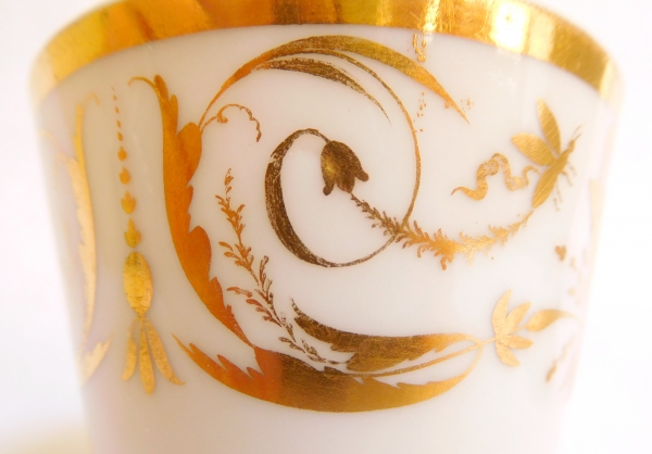 Manufacture de Locré - paire de pots à crème d'époque Consulat ou Empire en porcelaine dorée