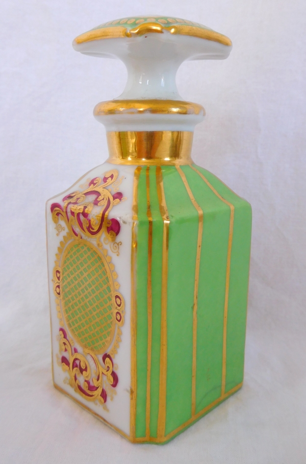 Pair of Paris porcelain perfume bottles in the taste of Jacob Petit - 15cm