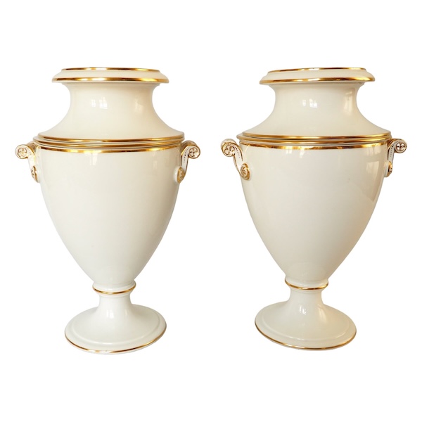 Nast : paire de glacières d’époque Empire en porcelaine de Paris blanche et or