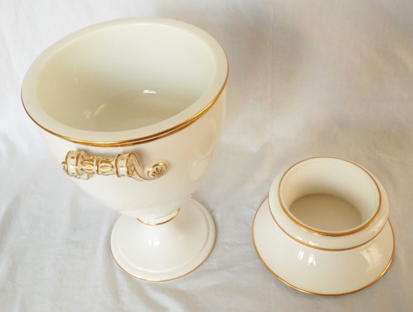 Nast : paire de glacières d’époque Empire en porcelaine de Paris blanche et or