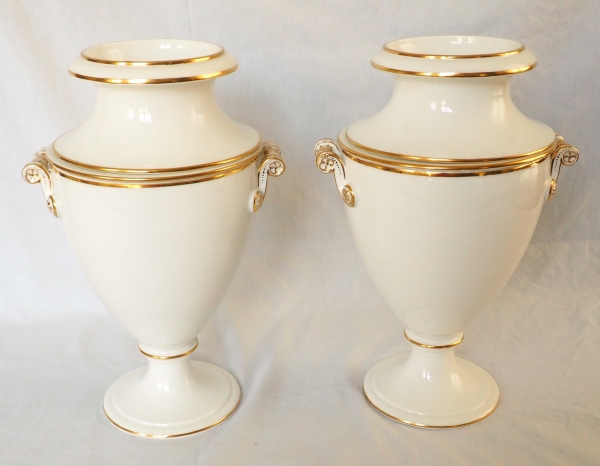 Nast : paire de glacières d’époque Empire en porcelaine de Paris blanche et or