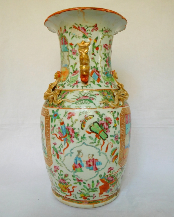 Pair of fine rose Canton porcelain vases / potiches, 19th century - 36cm