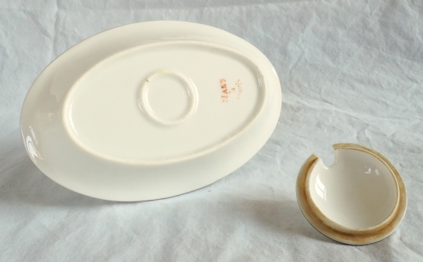 Nast : paire de moutardiers d’époque Empire en porcelaine de Paris blanche et or