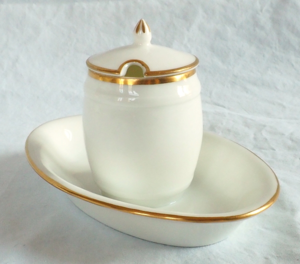 Nast : paire de moutardiers d’époque Empire en porcelaine de Paris blanche et or