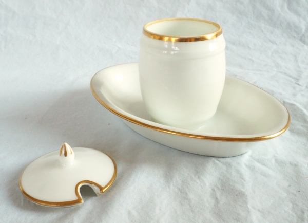Nast : paire de moutardiers d’époque Empire en porcelaine de Paris blanche et or