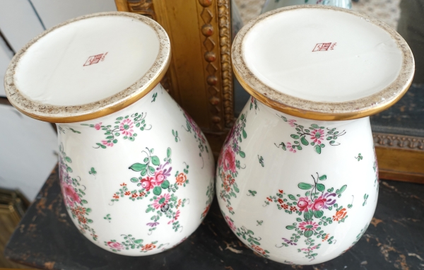 Pair of porcelain potiches in the taste of China - Manufacture Samson