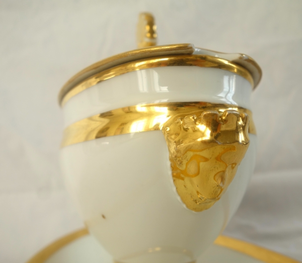 Paire de saucières en porcelaine de Paris dorée à l'or fin - époque Empire