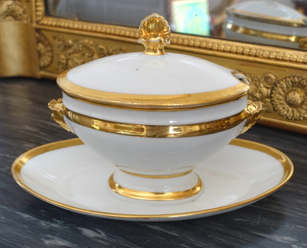 Paire de saucières en porcelaine de Paris dorée à l'or fin - époque Empire