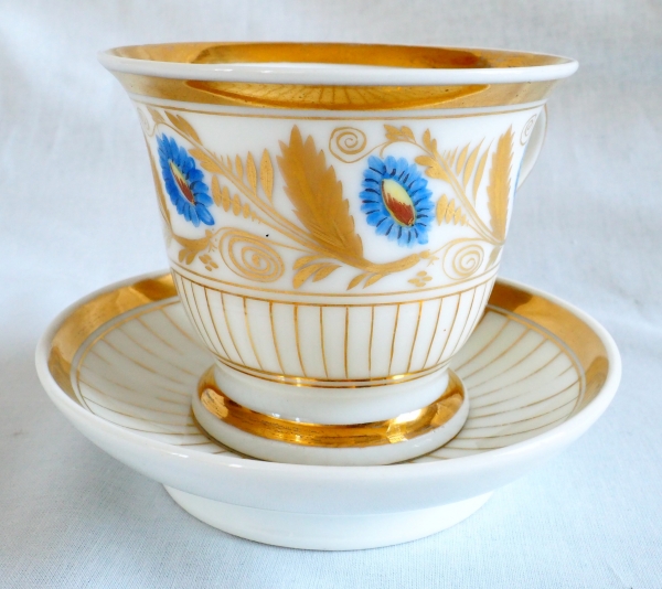 Pair of large chocolate / breakfast cups, Paris porcelain enhanced with gold, Empire Period