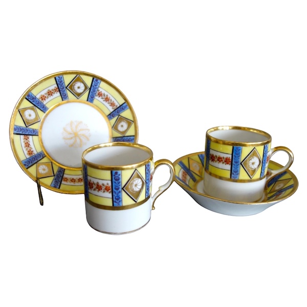 Pair of Empire Paris porcelain litron-shaped coffee cups - early 19th century