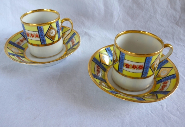 Pair of Empire Paris porcelain litron-shaped coffee cups - early 19th century