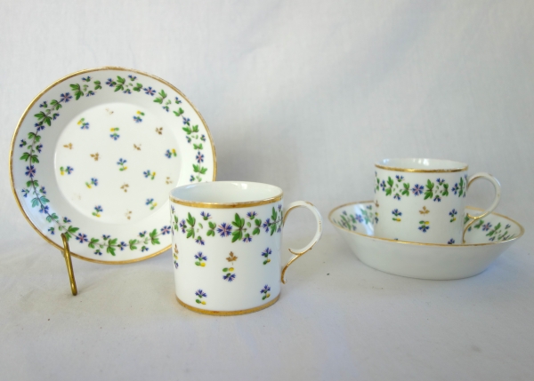 Manufacture du Duc d'Angouleme - pair of litron shaped coffee cups - 18th century - signed