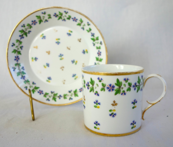Manufacture du Duc d'Angouleme - pair of litron shaped coffee cups - 18th century - signed