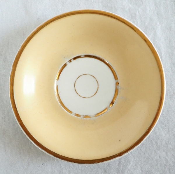 Paire de tasses à café Empire d'époque Charles X, décor Nankin et or - porcelaine de Paris