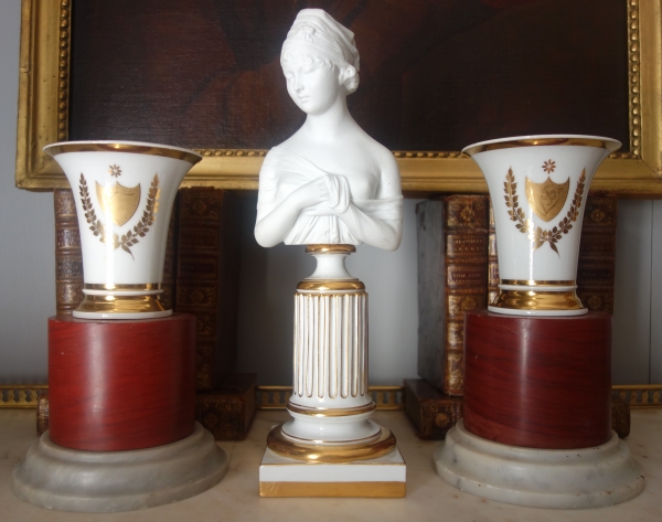 Pair of Empire Paris porcelain trumpet-shaped vases