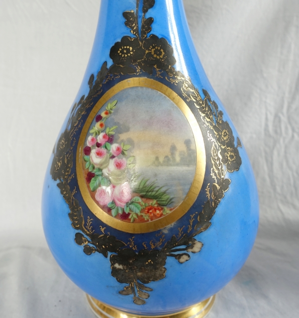 Paire d'importants vases potiches en porcelaine de Paris, époque Napoléon III - 33cm