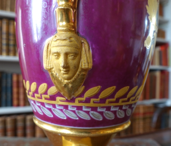 Pair of Empire Paris porcelain vases, polychromatic and gilt decoration - early 19th century