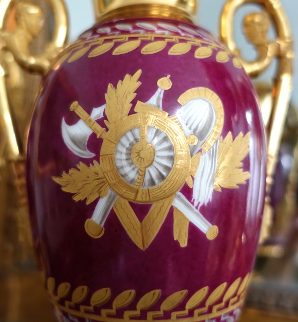 Pair of Empire Paris porcelain vases, polychromatic and gilt decoration - early 19th century