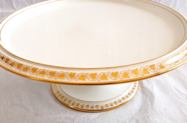 Manufacture de Sèvres, service des Princes : plat de présentation en porcelaine, couronne de Comte