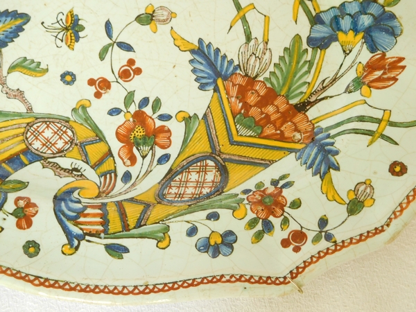 Rouen earthenware ovale dish, 18th century