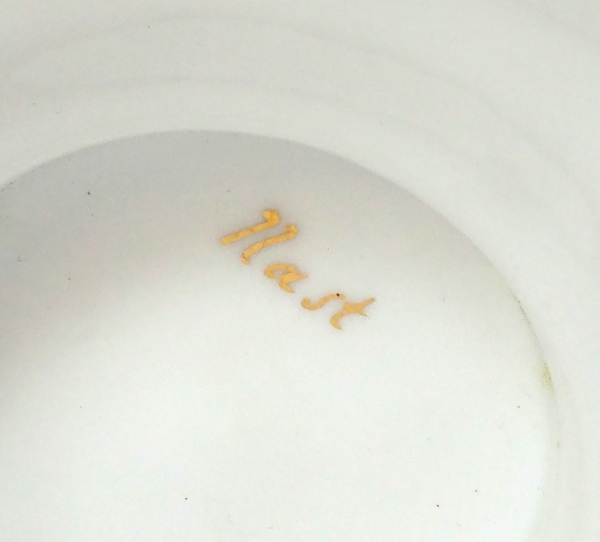 Nast : pot à oille / soupière d’époque Empire en porcelaine de Paris blanche et or