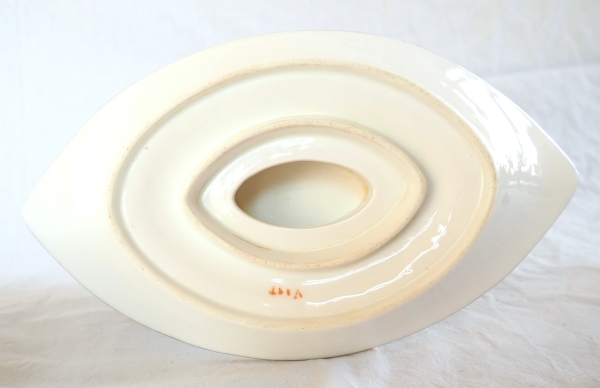 Nast : saucière d’époque Empire en porcelaine de Paris blanche et or