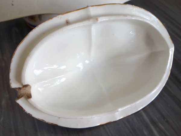 Sevres Manufacture : Louis XVI porcelain sugar pot or gravy boat - signed, dated 1777