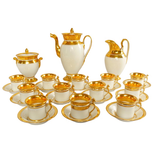Service à café complet pour 12, porcelaine dorée, époque Empire Restauration - 15 pièces