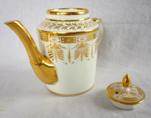 Service à café complet pour 12 en porcelaine de Paris dorée or fin - époque Empire - 17 pièces