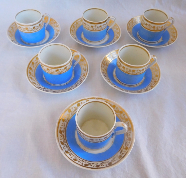 Service à café d'époque Empire en porcelaine de Paris bleue et or - 10 pièces