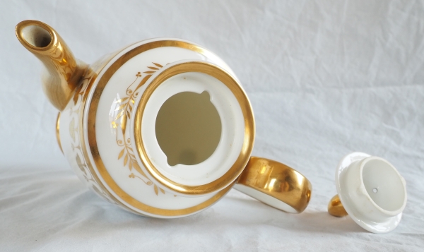 Nast : service à café d’époque Empire en porcelaine de Paris blanche et or - 12 personnes