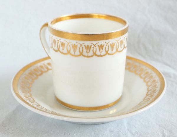 Nast : service à café d’époque Empire en porcelaine de Paris blanche et or - 12 personnes