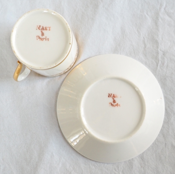 Nast : service à café d’époque Empire en porcelaine de Paris blanche et or - 12 personnes