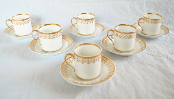 Nast : service à café d’époque Empire en porcelaine de Paris blanche et or - 12 personnes