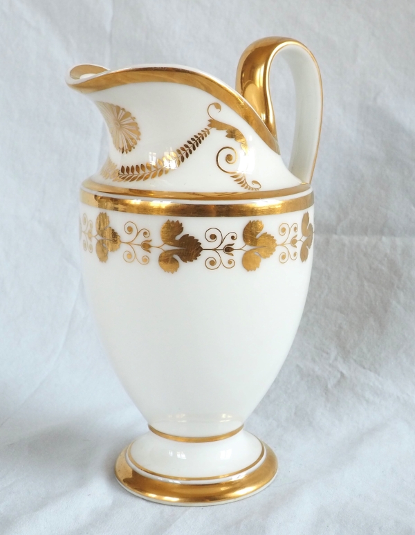 Nast : service à café d’époque Empire en porcelaine de Paris blanche et or - 12 personnes