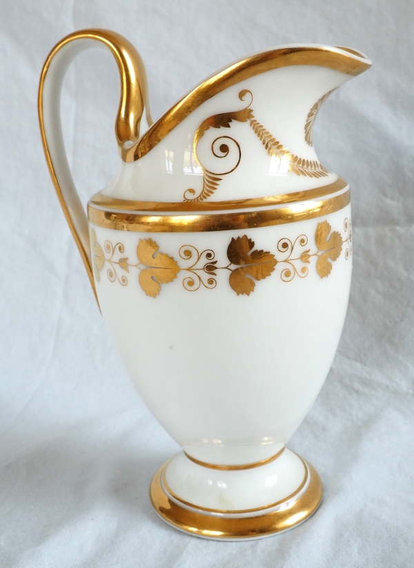 Nast : service à café d’époque Empire en porcelaine de Paris blanche et or - 12 personnes