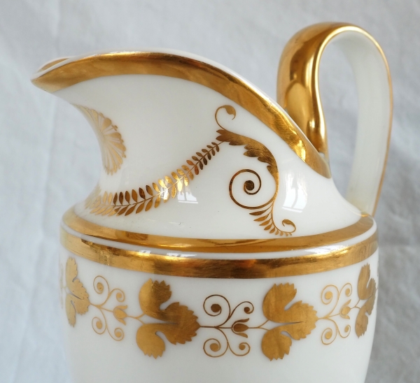 Nast : service à café d’époque Empire en porcelaine de Paris blanche et or - 12 personnes